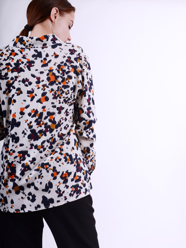 Blouse with leopard print B63